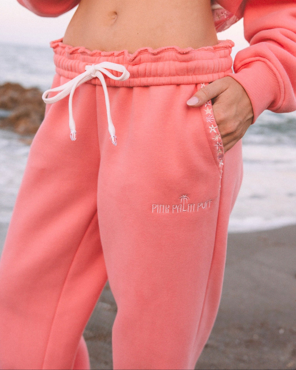 "Chase the Sun" Sweatpants in Coral Pink