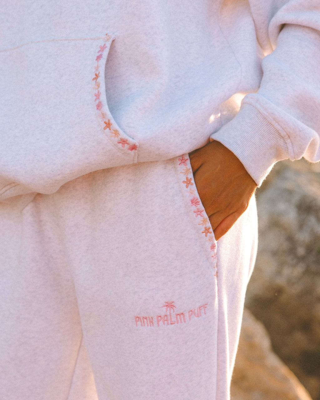 "Chase the Sun" Sweatpants in Heather Cloud